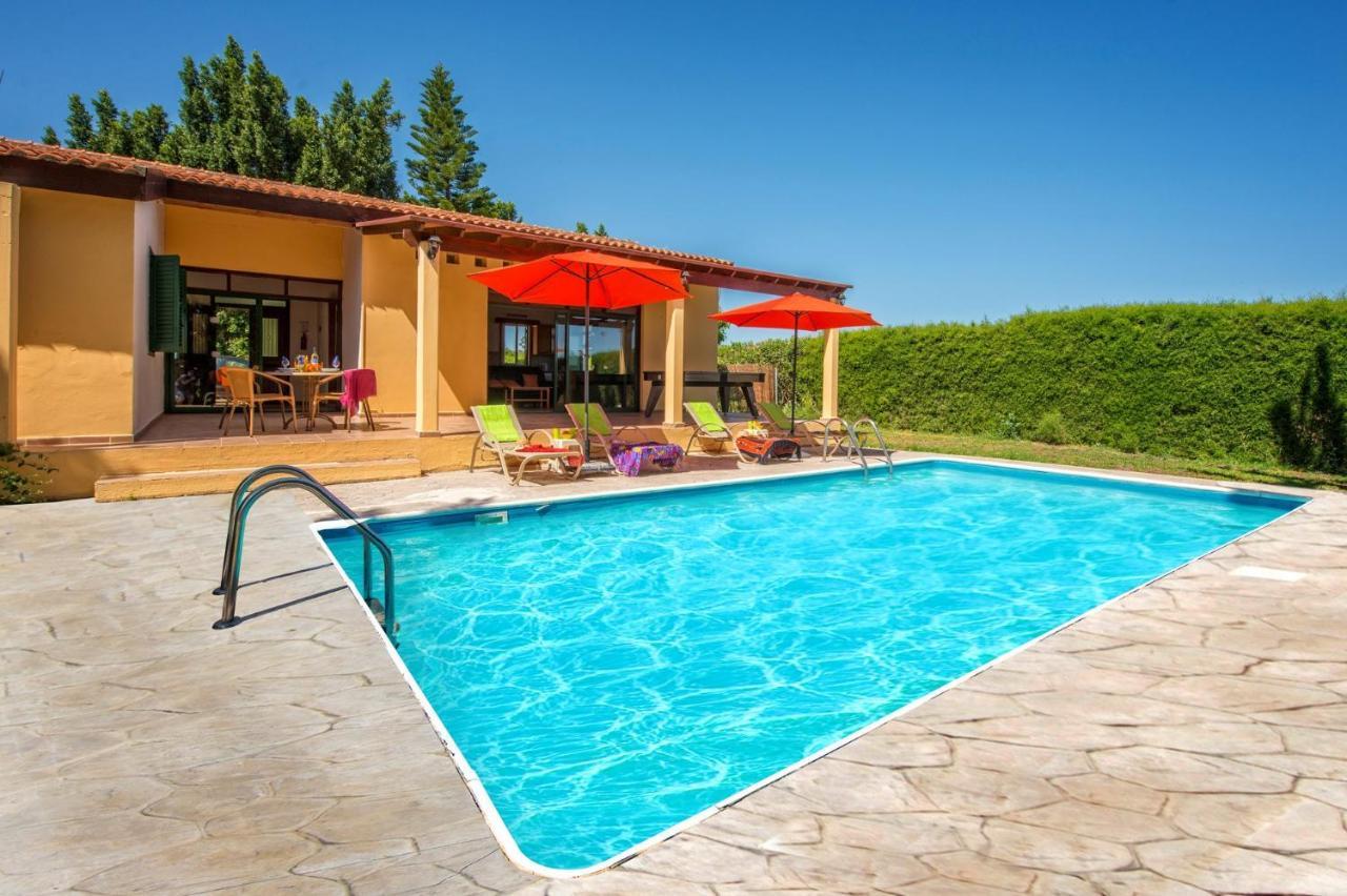 Villa Rosie by Villa Plus Polis Esterno foto
